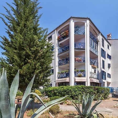 Gorgeous Apartment In Pula With House Sea View Eksteriør billede