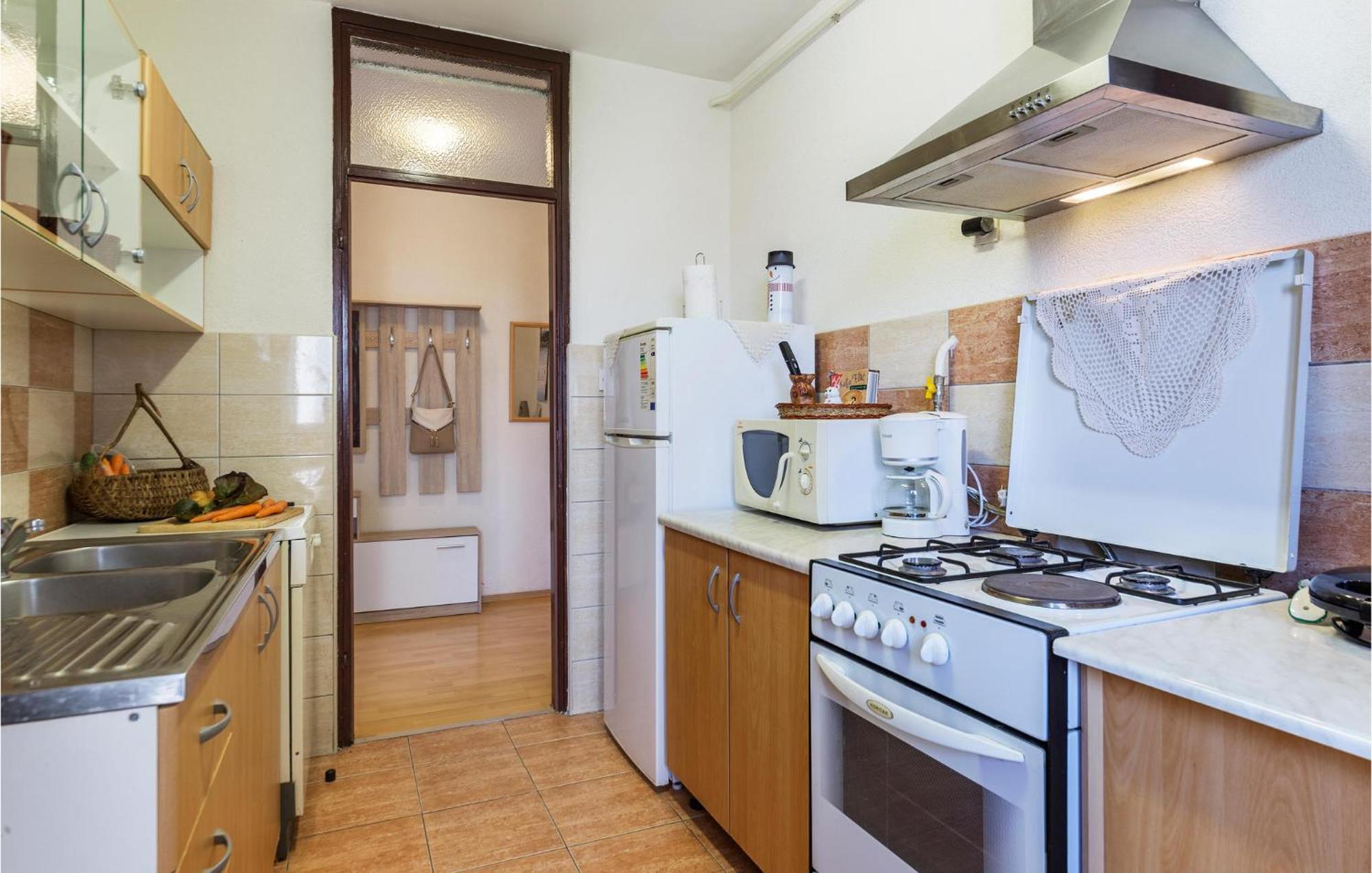 Gorgeous Apartment In Pula With House Sea View Eksteriør billede