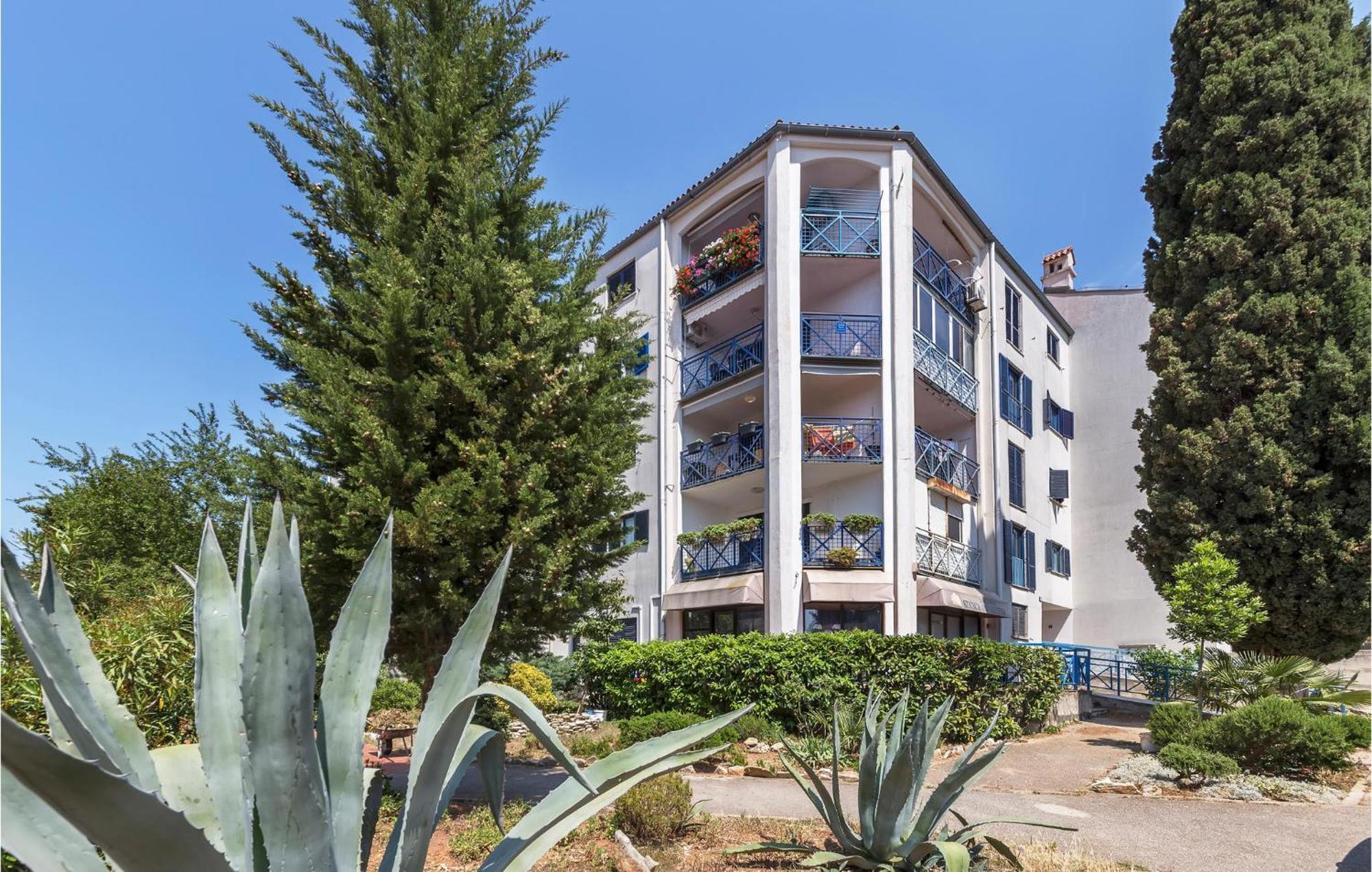 Gorgeous Apartment In Pula With House Sea View Eksteriør billede