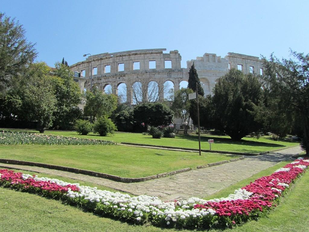 Gorgeous Apartment In Pula With House Sea View Værelse billede